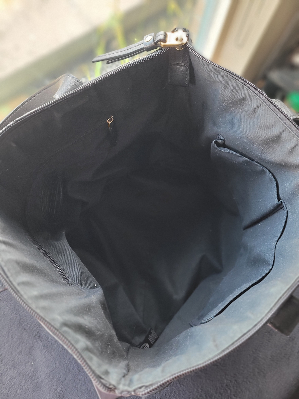 FOSSIL Satchel - Picture 8 of 8